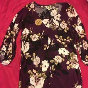 Clearance 🛍 Jasse purple flowery short dress.